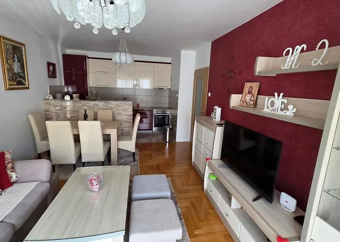 شقة Vasilije I Simon تريبينيي